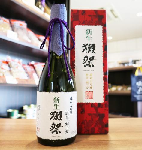 新生 獺祭 純米大吟醸 磨き二割三分 【DX箱】 720ml(赤) | 日本酒