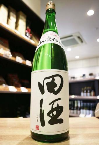 田酒 山廃仕込 特別純米酒 1800ml | 日本酒・地酒 自然派ワイン 本格焼酎 落花生 通販 | 矢島酒店